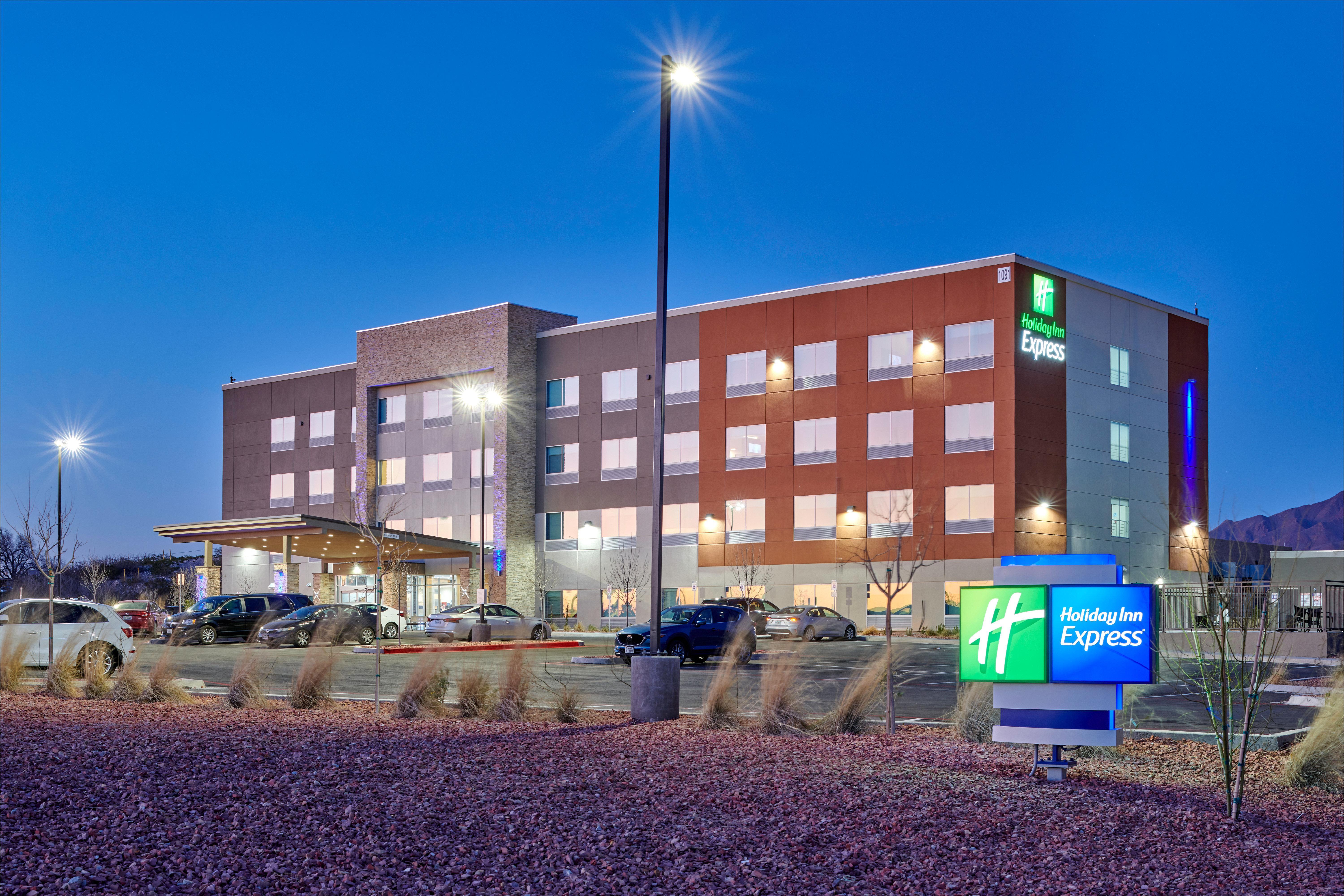 Holiday Inn Express - El Paso - Sunland Park Area By Ihg Exterior foto